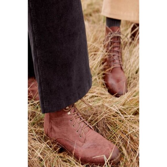 đź’•CHRISTY DAWNđź’• The Dawn Boot ~ Mahogany 7 New In Box - Picture 5 of 16